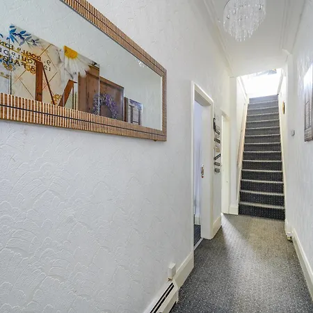 Re15Cf - Comfortable Shared Bedroom In Beeston
